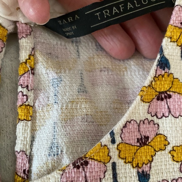 The cutest top! - Picture 3 of 6